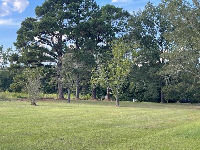 1943 CR 121, Gary, TX 75643