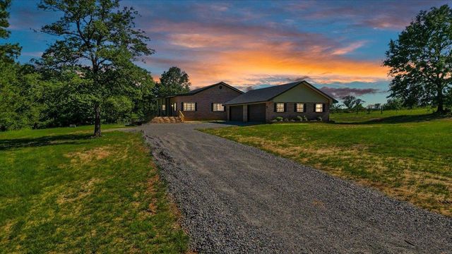 1943 CR 121, Gary, TX 75643