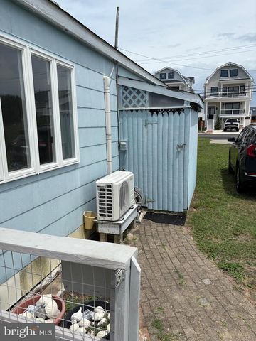 616 W SPRUCE AVE, North Wildwood, NJ 08260