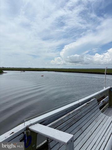 616 W SPRUCE AVE, North Wildwood, NJ 08260