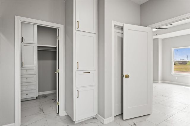 2080 Isabella Dr, Kingsville, TX 78363