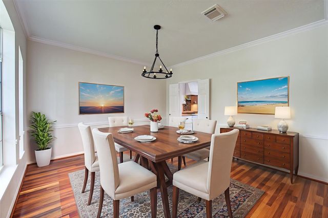 1016 Applewood Drive, Friendswood, TX 77546