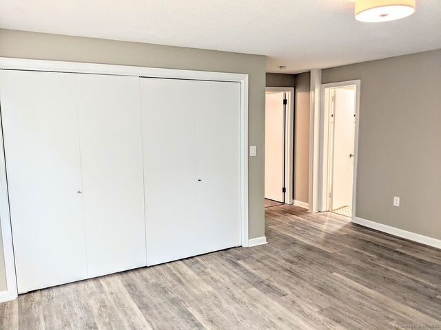 101 Haynes Road, West Hartford, CT 06117