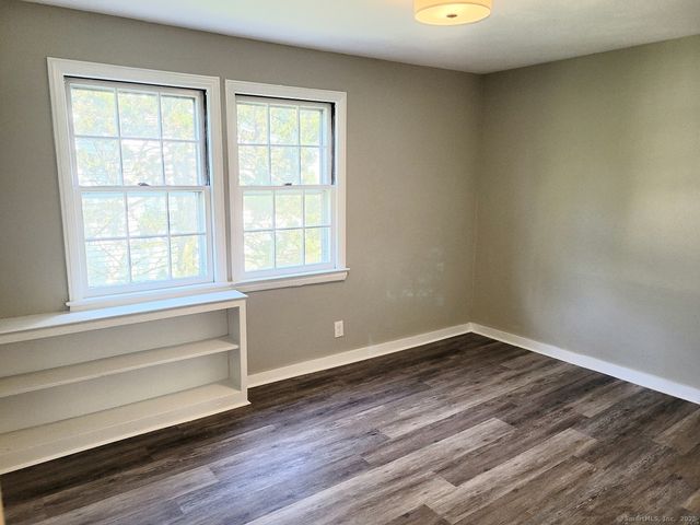 101 Haynes Road, West Hartford, CT 06117