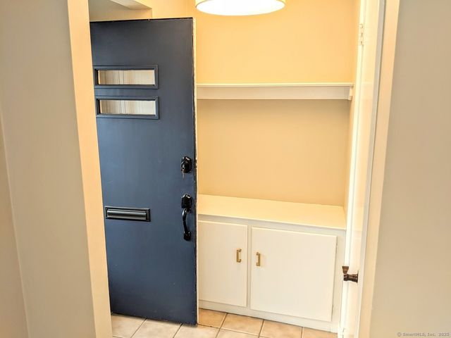 101 Haynes Road, West Hartford, CT 06117