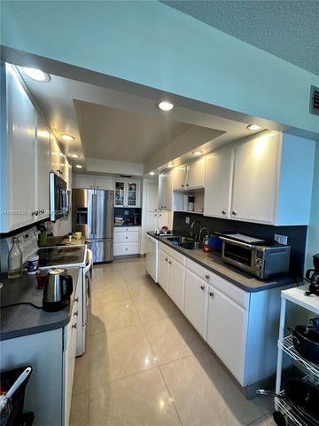 1501 S Ocean Drive 201, Hollywood, FL 33019