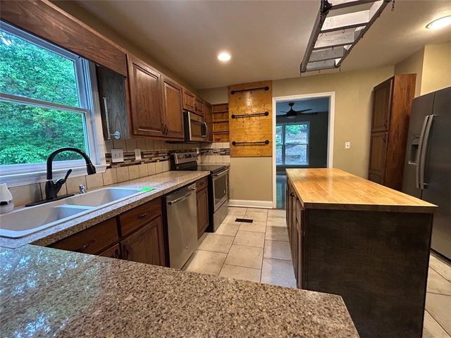 2523 Tamarack Dr Drive, Jasper, GA 30143