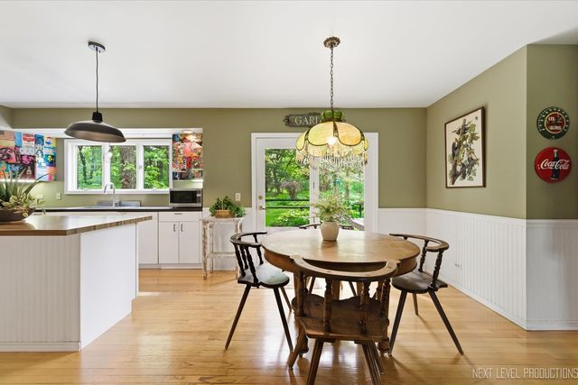 39W795 Reindeer Trail, St. Charles, IL 60175