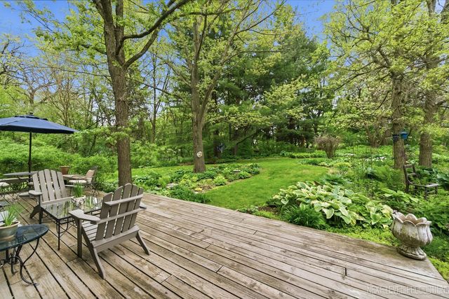 39W795 Reindeer Trail, St. Charles, IL 60175