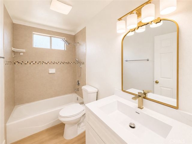 548 N Reservoir, Pomona, CA 91767