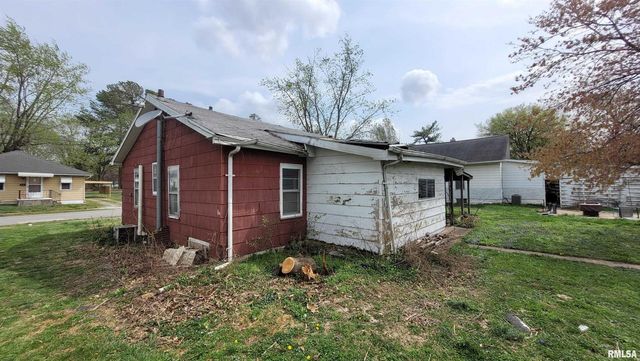 923 N 9TH Street, Murphysboro, IL 62966