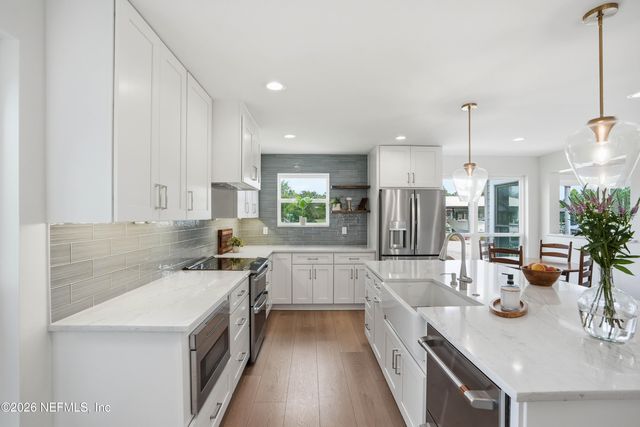 2310 SHIPWRECK Circle W, Jacksonville, FL 32224