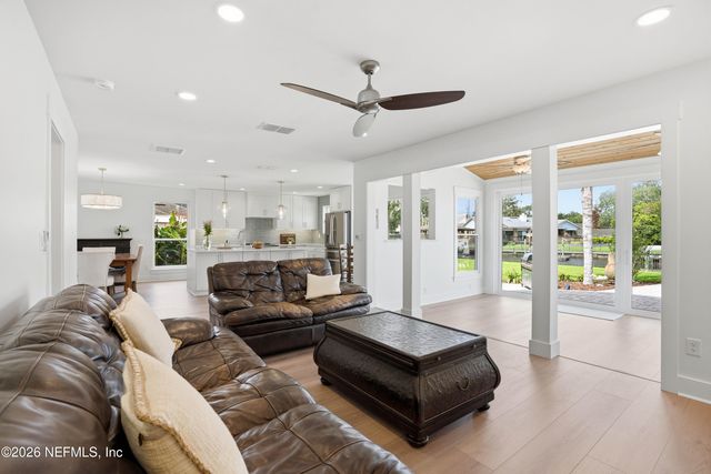 2310 SHIPWRECK Circle W, Jacksonville, FL 32224