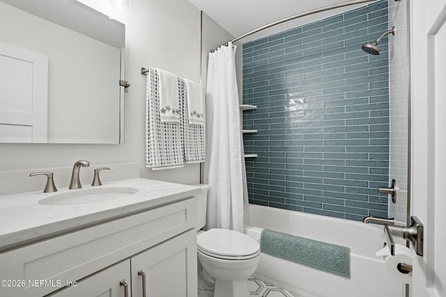 2310 SHIPWRECK Circle W, Jacksonville, FL 32224