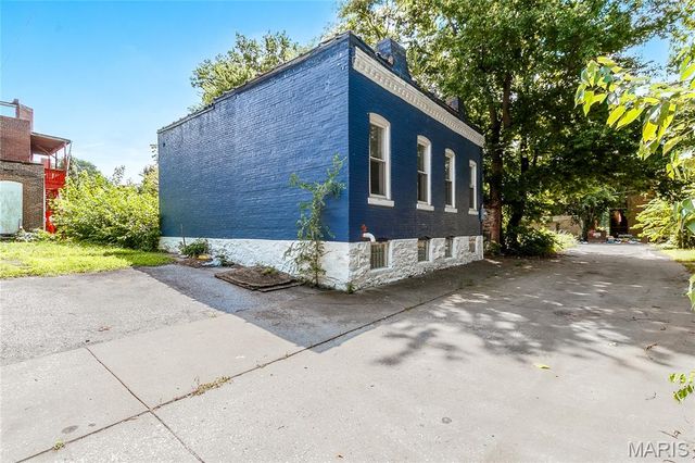 3921 Blair Avenue, St Louis, MO 63107