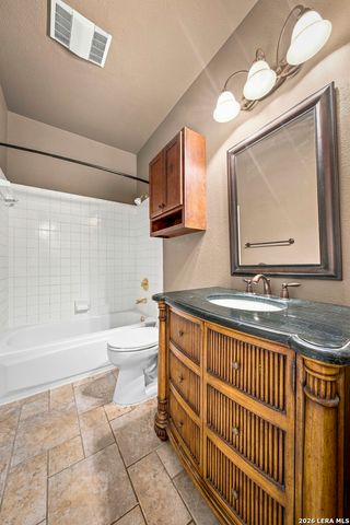 5212 HONEYSUCKLE BR, Bulverde, TX 78163