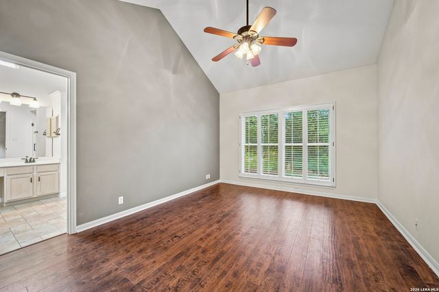 5212 HONEYSUCKLE BR, Bulverde, TX 78163