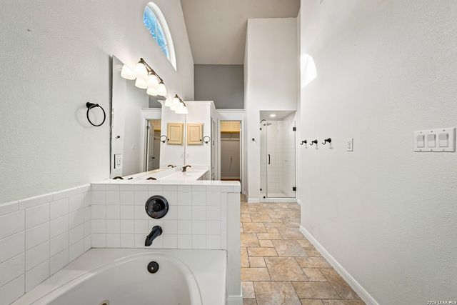 5212 HONEYSUCKLE BR, Bulverde, TX 78163