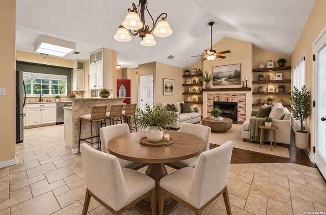 5212 HONEYSUCKLE BR, Bulverde, TX 78163