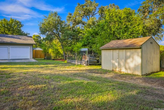 5212 HONEYSUCKLE BR, Bulverde, TX 78163
