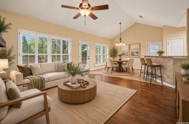 5212 HONEYSUCKLE BR, Bulverde, TX 78163