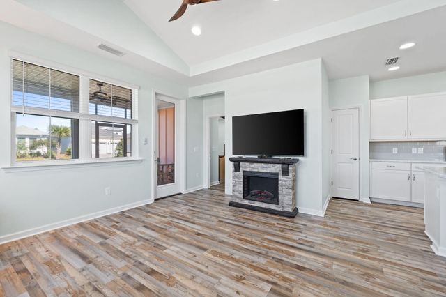 8390 Jollymon Way, Panama City Beach, FL 32413