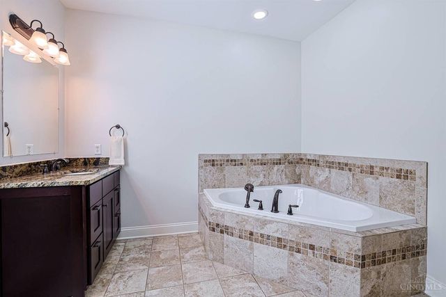 3971 Campbell Road, Perry Twp, OH 45118