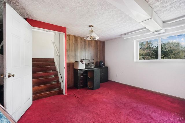 659 W Kemper Road, Forest Park, OH 45246