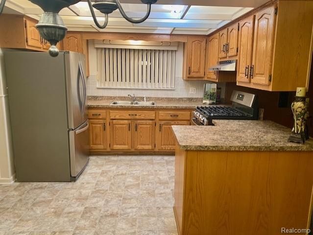 13612 Canterbury Drive, Sterling Heights, MI 48312