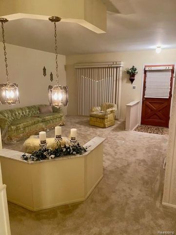 13612 Canterbury Drive, Sterling Heights, MI 48312