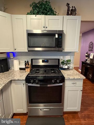 3209 GARTSIDE, Baltimore, MD 21244