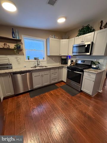 3209 GARTSIDE, Baltimore, MD 21244