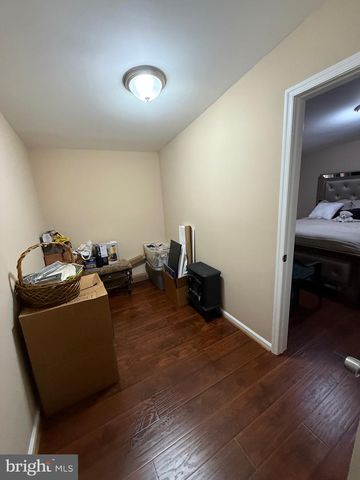 3209 GARTSIDE, Baltimore, MD 21244