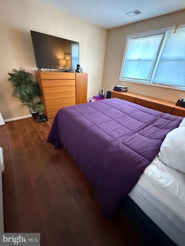 3209 GARTSIDE, Baltimore, MD 21244