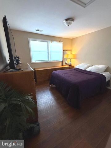 3209 GARTSIDE, Baltimore, MD 21244