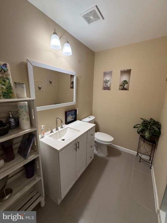 Image 19 of property listing at 3209 GARTSIDE, Baltimore, MD 21244