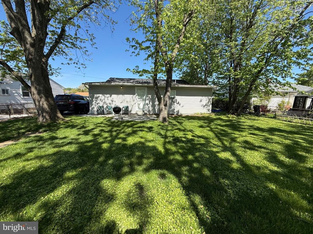 Image 37 of property listing at 3209 GARTSIDE, Baltimore, MD 21244