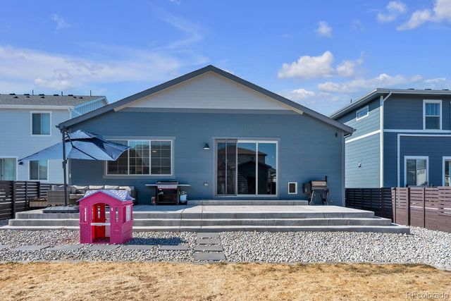 220 S Vandriver Way, Aurora, CO 80018