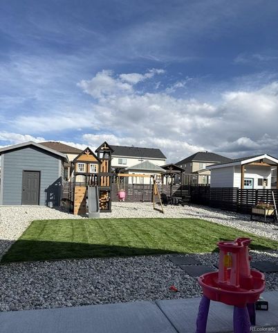 220 S Vandriver Way, Aurora, CO 80018