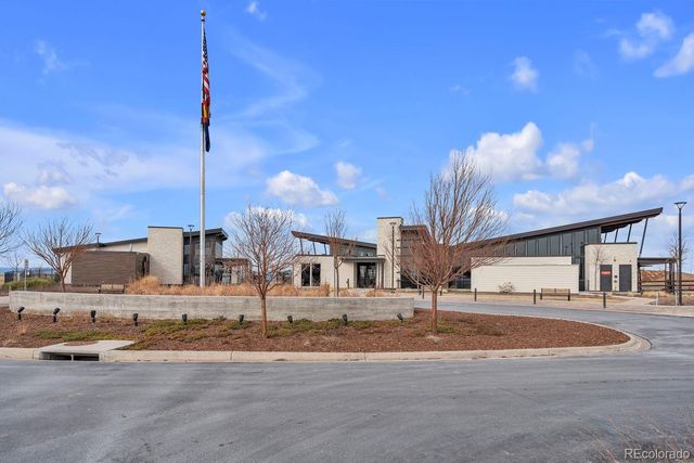 220 S Vandriver Way, Aurora, CO 80018