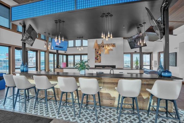 220 S Vandriver Way, Aurora, CO 80018