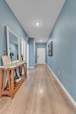 220 S Vandriver Way, Aurora, CO 80018