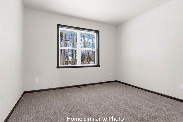 1715 BETTY JEAN LANE, Green Bay, WI 54313