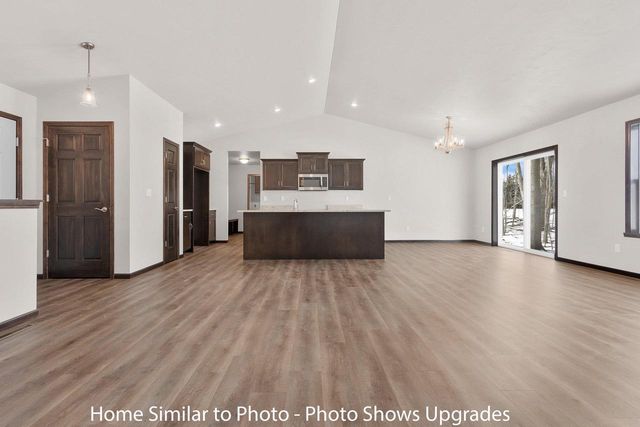 1715 BETTY JEAN LANE, Green Bay, WI 54313