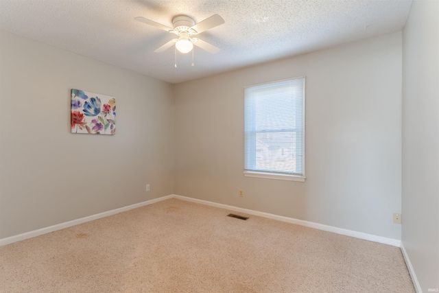 6713 Lincoln Avenue, Evansville, IN 47715