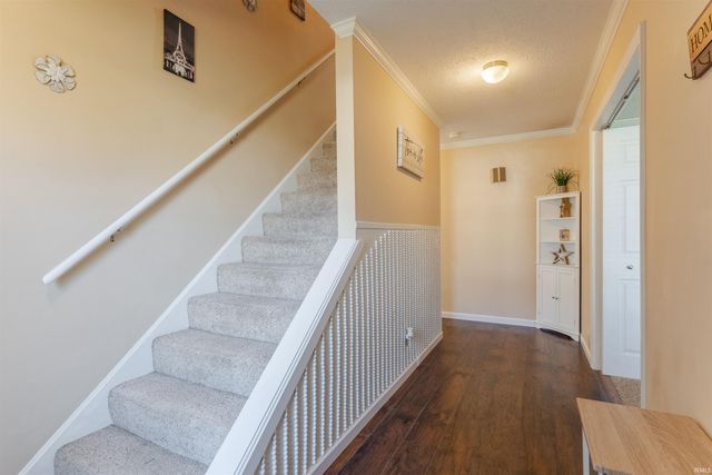 6713 Lincoln Avenue, Evansville, IN 47715