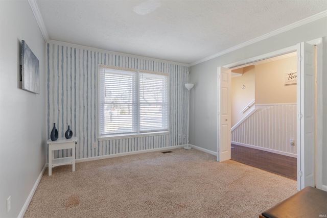 6713 Lincoln Avenue, Evansville, IN 47715