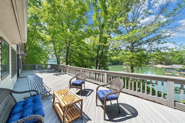 194-220 Kings WAY, Wirtz, VA 24184