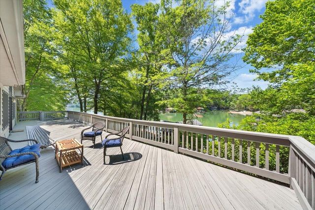 194-220 Kings WAY, Wirtz, VA 24184