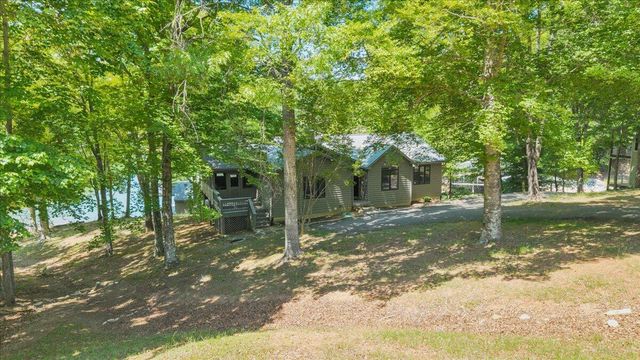 194-220 Kings WAY, Wirtz, VA 24184